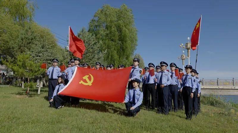 巧虎踢足球